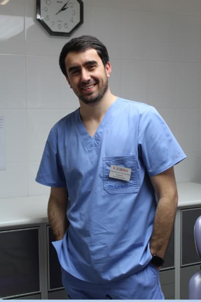 Хирург-имплантолог Гаджиев Али Омардибирович