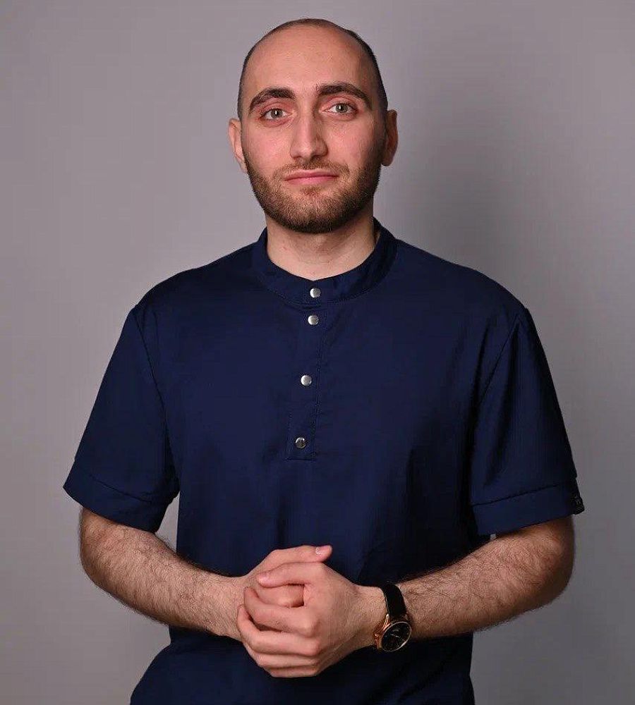 Врач-стоматолог-терапевт Аббасов Вахид Агил Оглы