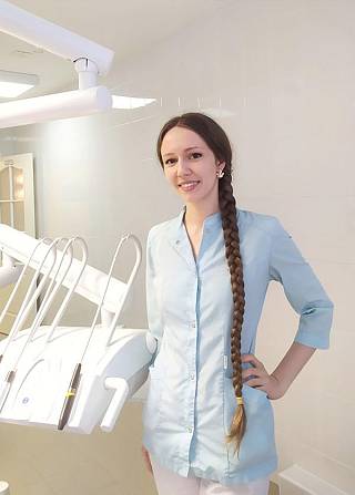 Врач стоматолог-терапевт Озерская Елена Вячеславовна